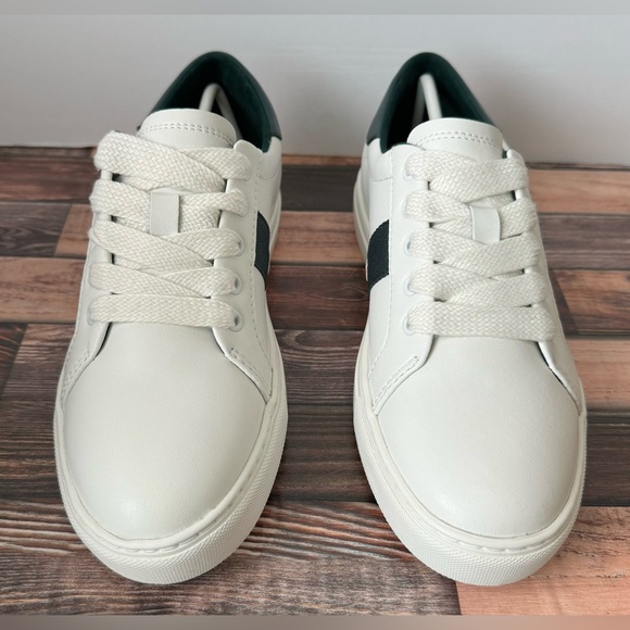 Kate Spade Iggy Sneakers 6.5 - Picture 2 of 9